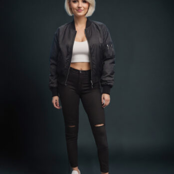 Starter 200 €/month 2 videos 3 months